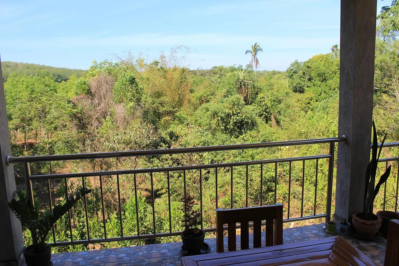 Nananuira Apartment And Room Khao Lak 2*,  Tajlandia